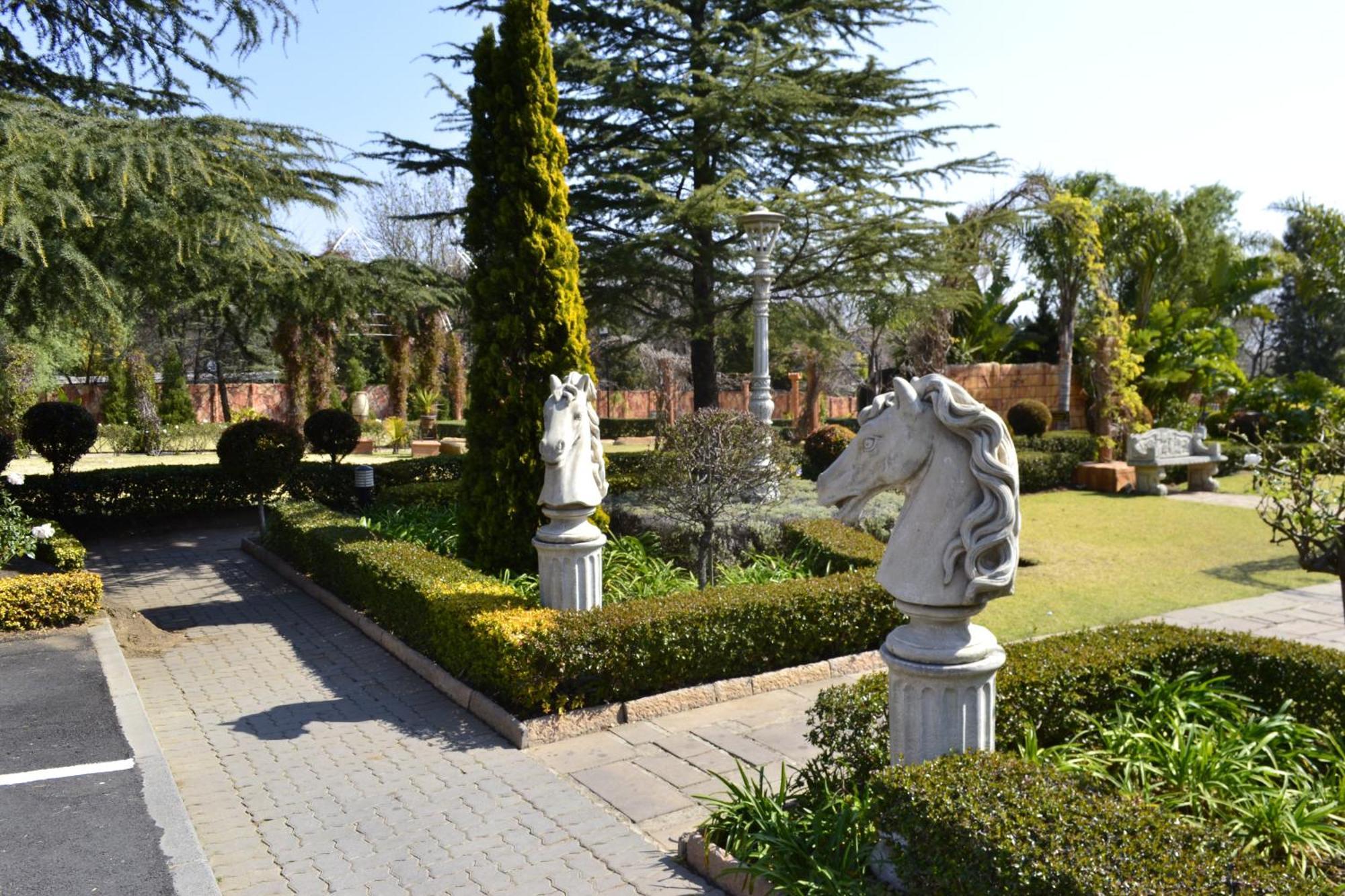 Midrand Conference Centre Hotel Exterior photo